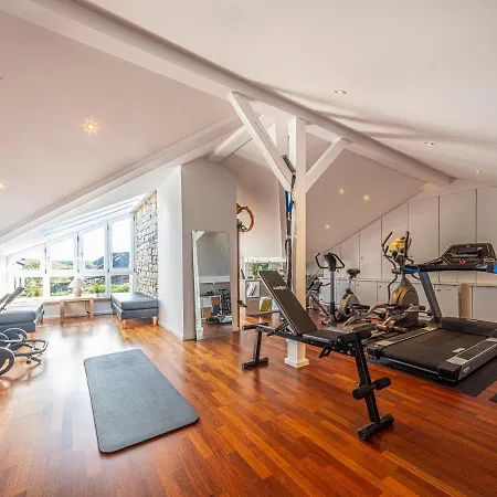 Homely In A Romantic With Sauna&gym アパート