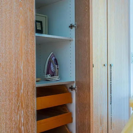 Homely In A Romantic With Sauna&gym 뮌싱