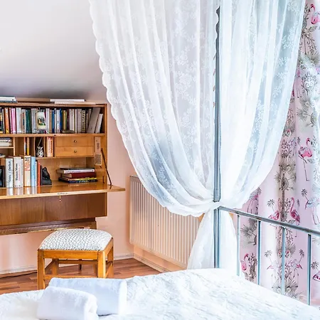 Homely In A Romantic With Sauna&gym アパート